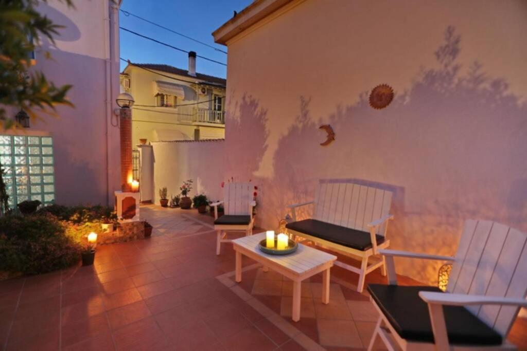 Philoxenia Guest House Скопелос Екстериор снимка