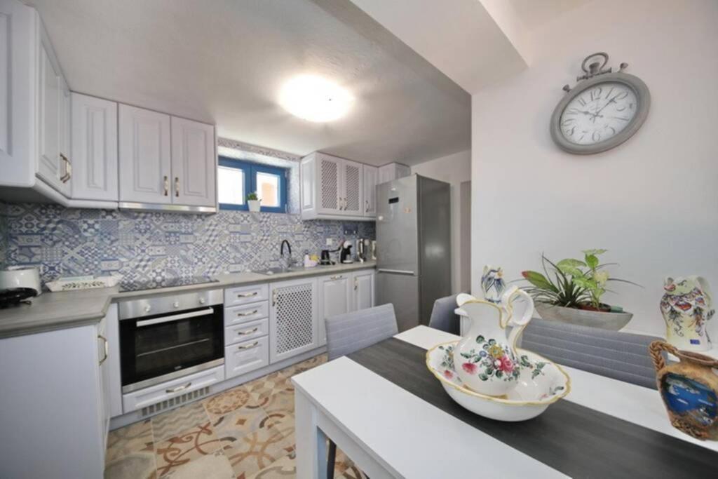 Philoxenia Guest House Скопелос Екстериор снимка
